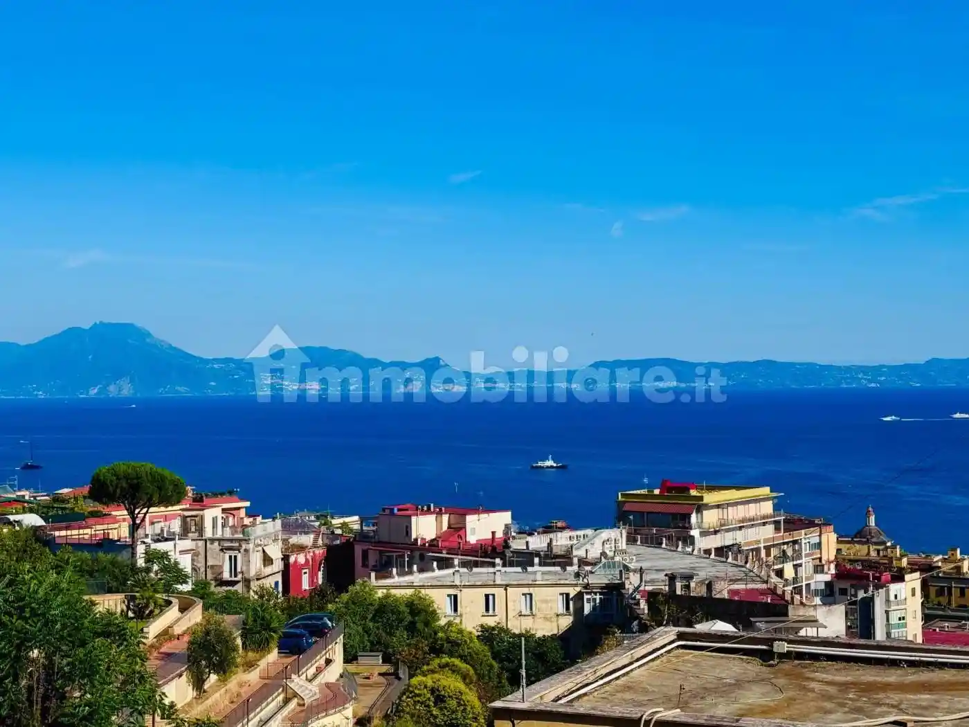 Appartamento in affitto a Napoli