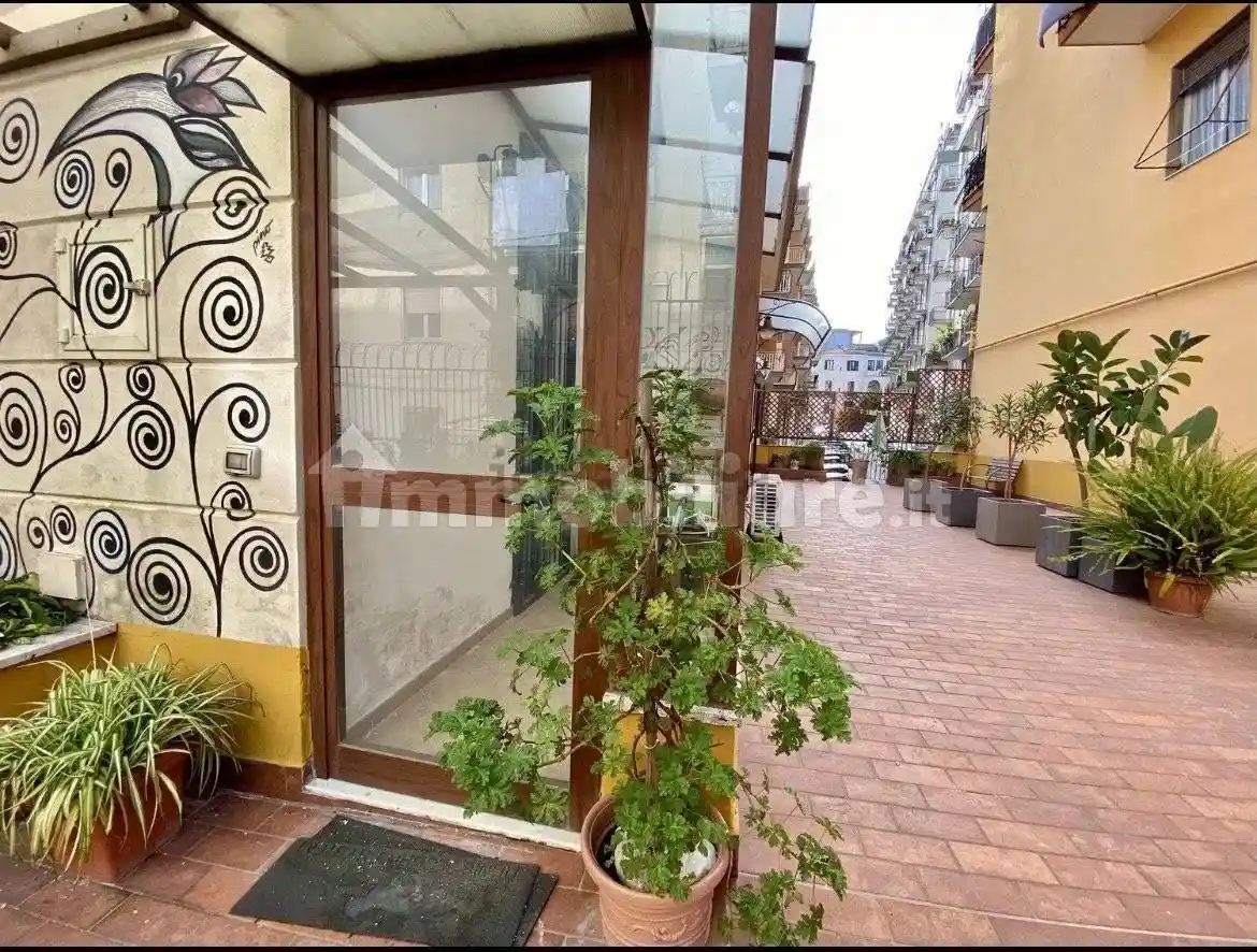 Casa indipendente in vendita a Salerno