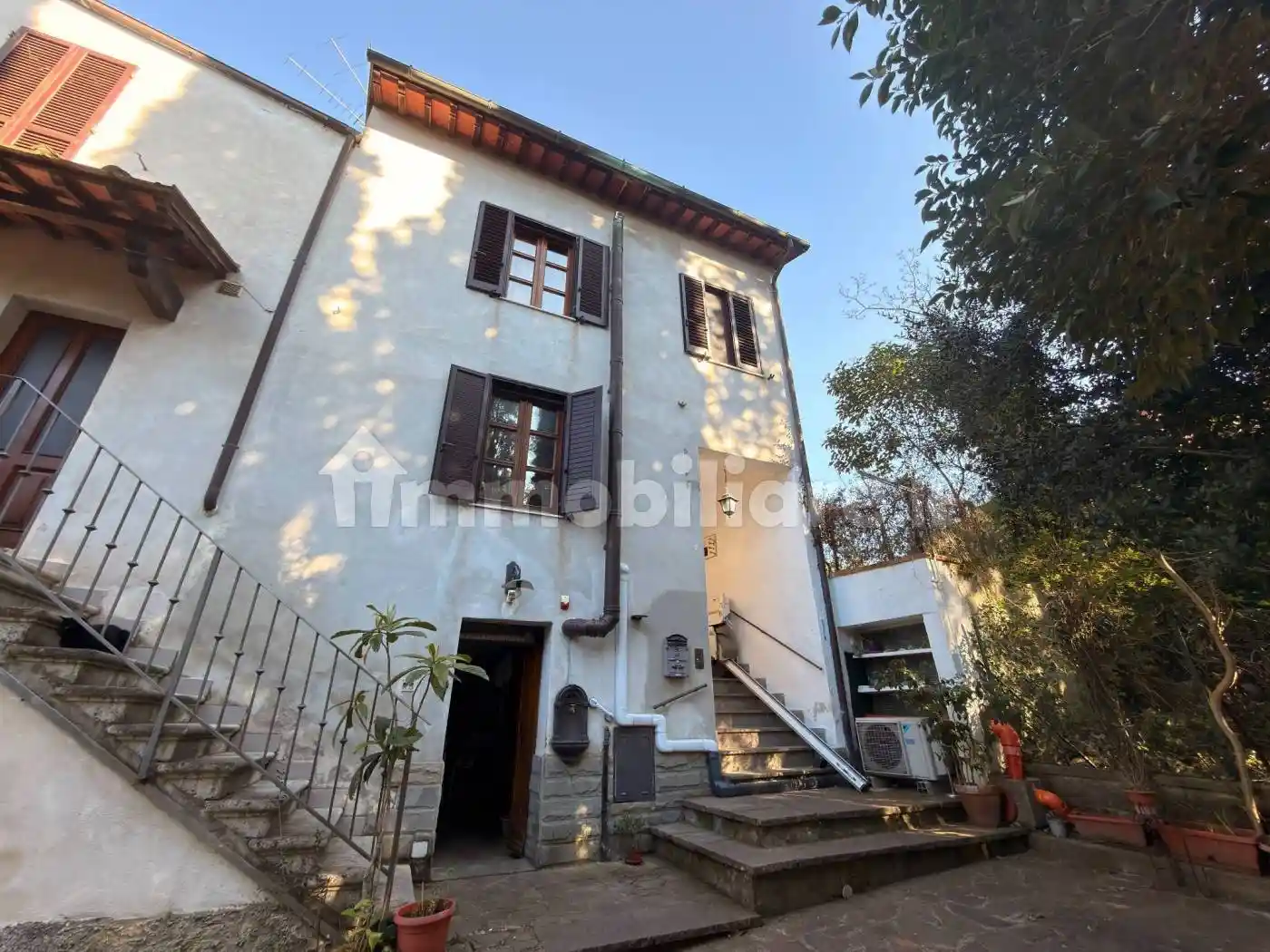 Casa indipendente in vendita a Arezzo