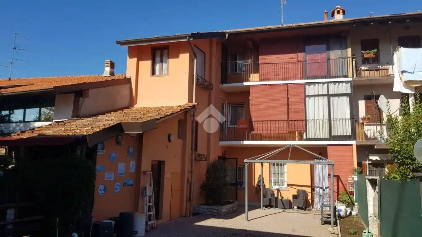 Casa indipendente in vendita a Borgo Ticino