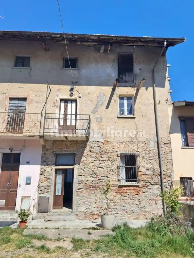 Casa indipendente in vendita a Casale Litta