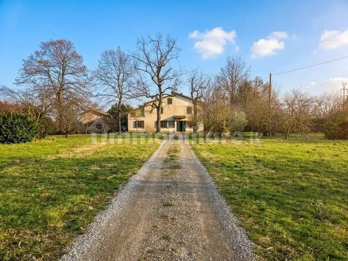 Villa in vendita a Reggio Emilia