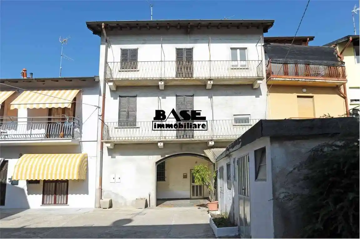 Casa indipendente in vendita a Lurate Caccivio