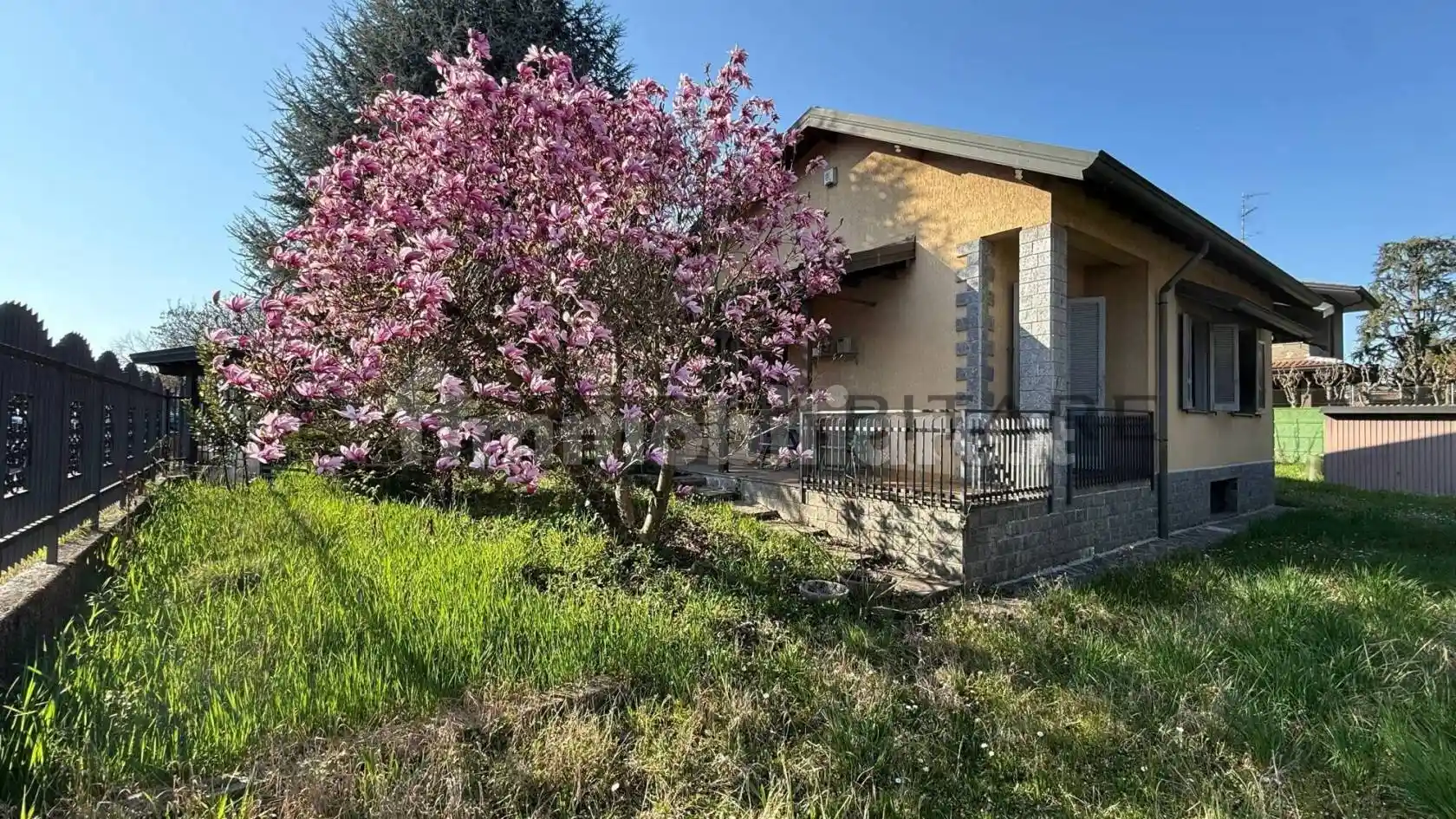 Villa in vendita a Lainate