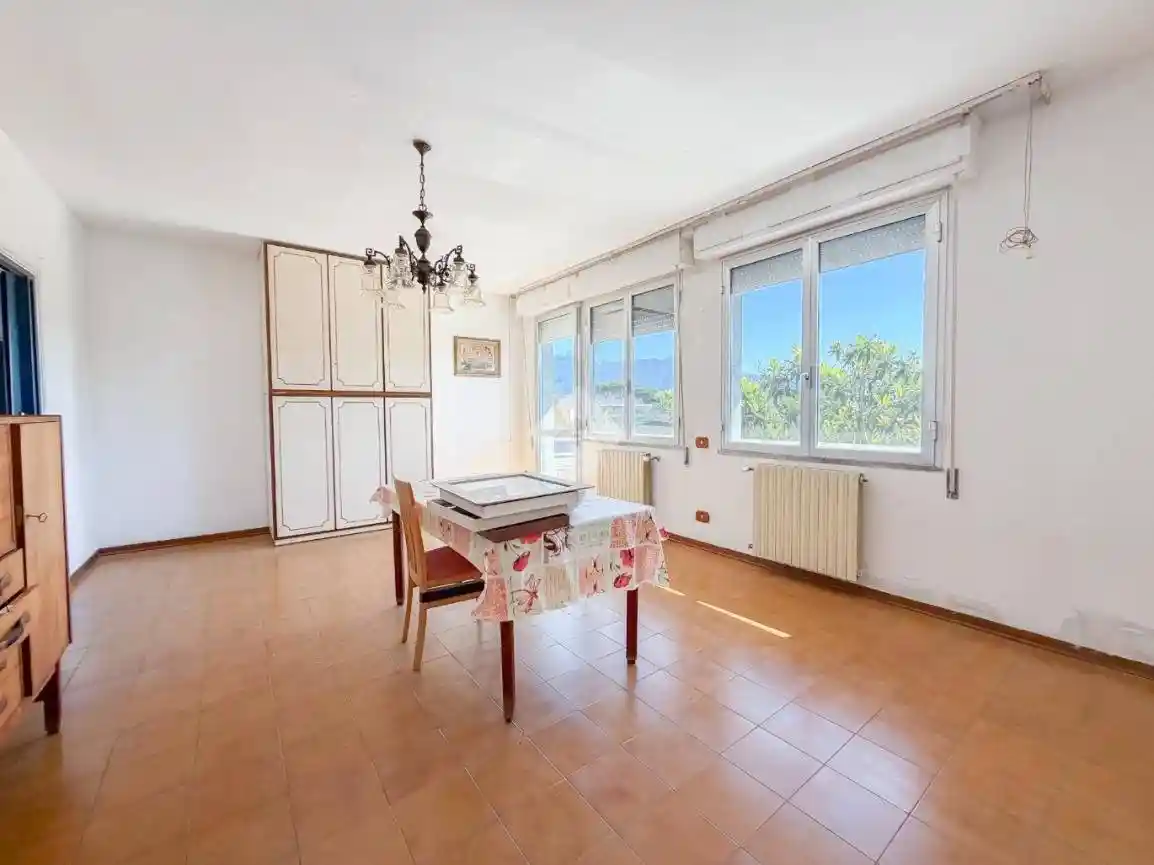 Appartamento in vendita a Massa