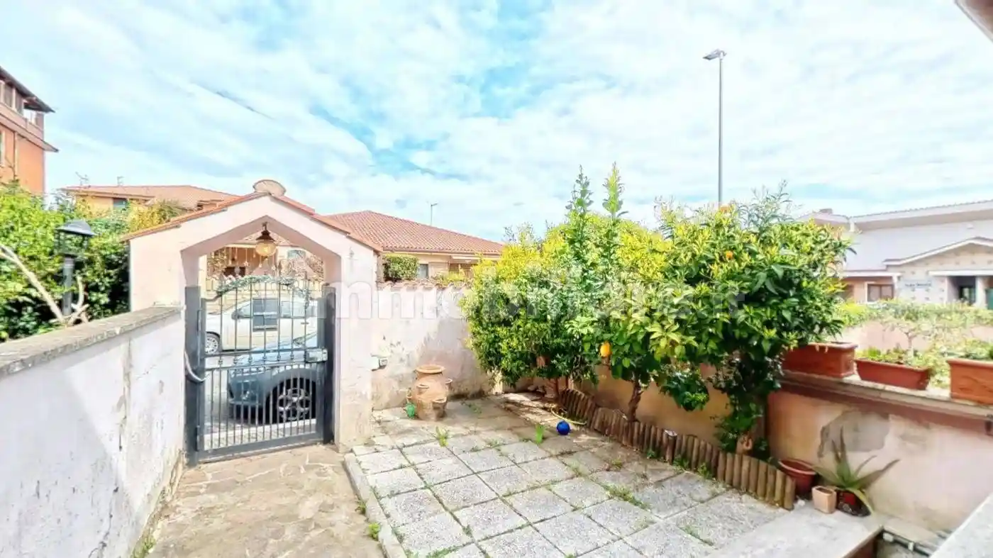 Villetta a schiera in vendita a Roma