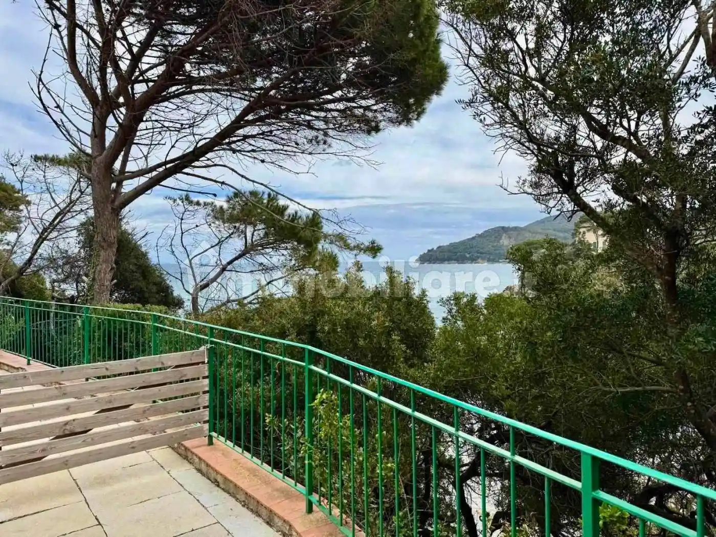 Appartamento in vendita a Rio