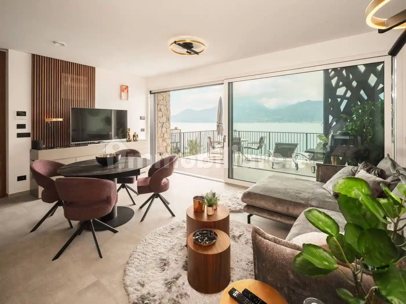 Appartamento in vendita a Brenzone sul Garda