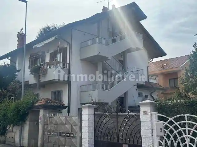 Attico - Mansarda in affitto a Rho