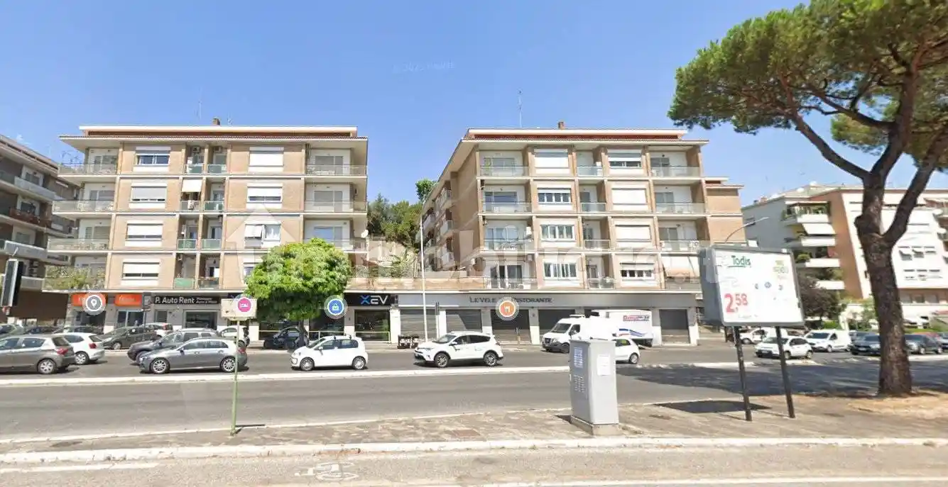 Appartamento in vendita a Roma