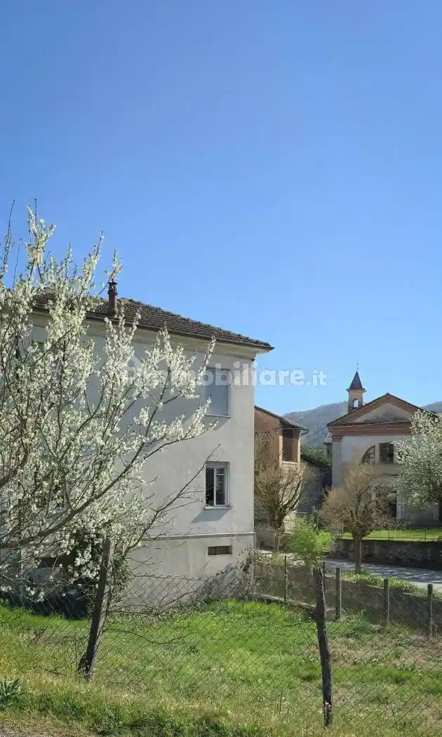 Villa in vendita a Brignano-Frascata