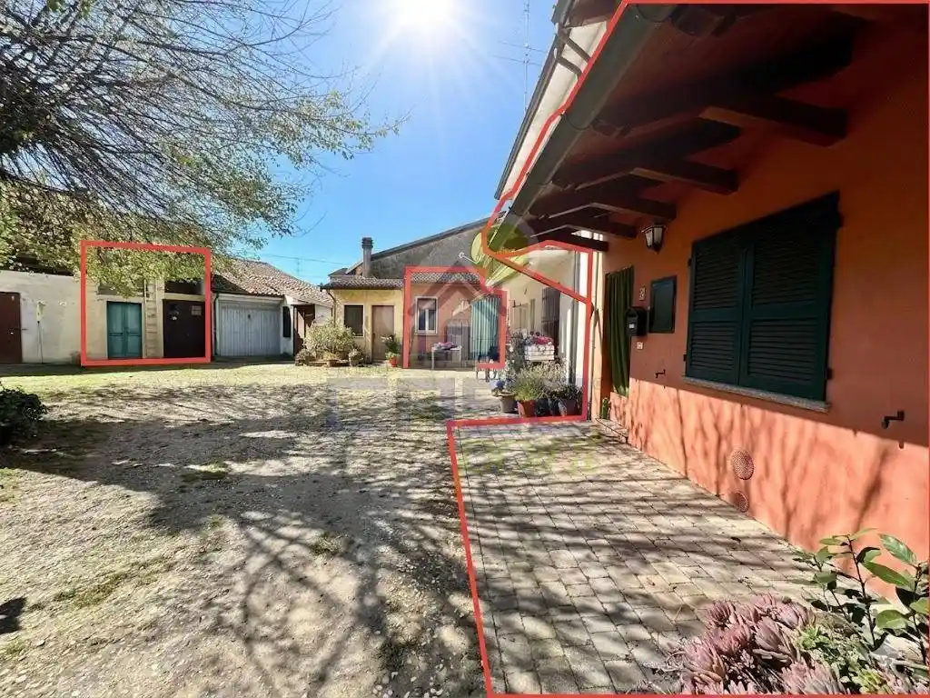 Casa indipendente in vendita a Crotta d'Adda
