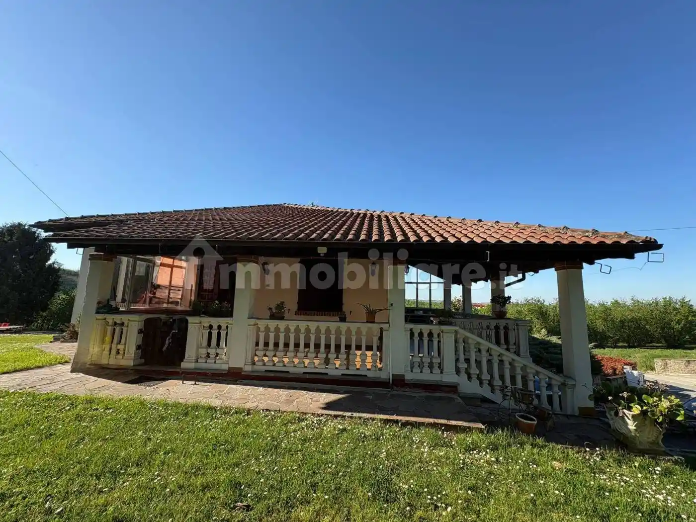 Casa indipendente in vendita a Neive