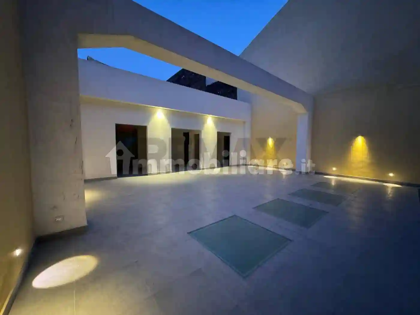 Palazzo - Edificio - foto 2