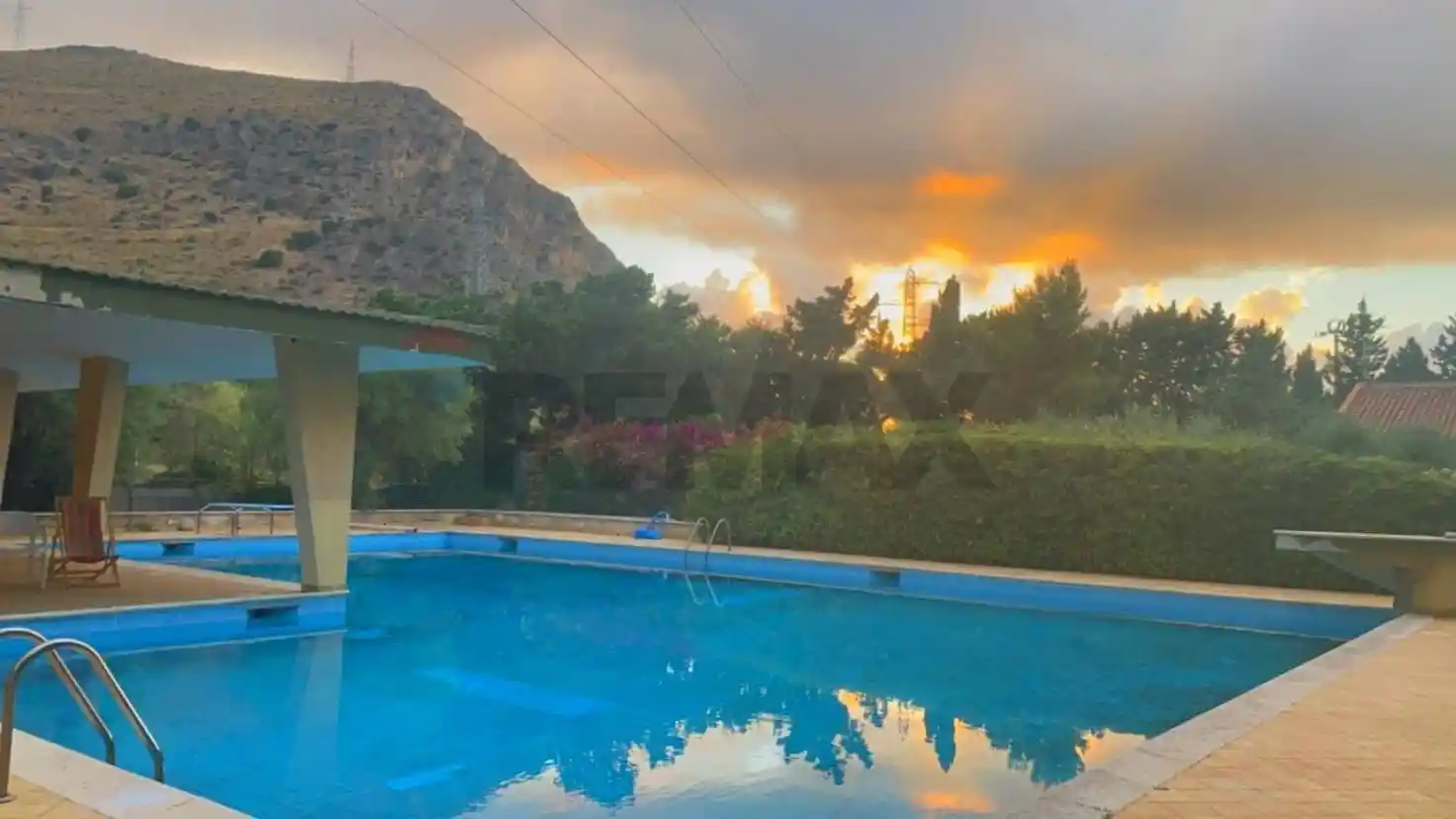 Villa in vendita a Altavilla Milicia