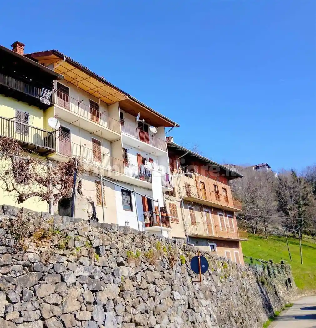 Casa indipendente in vendita a Valdilana