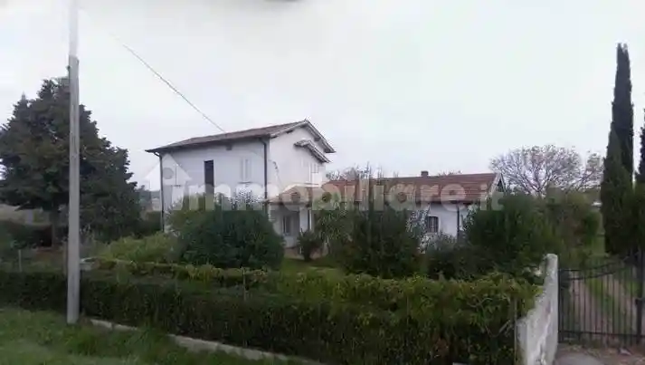 Villa in vendita a Latina