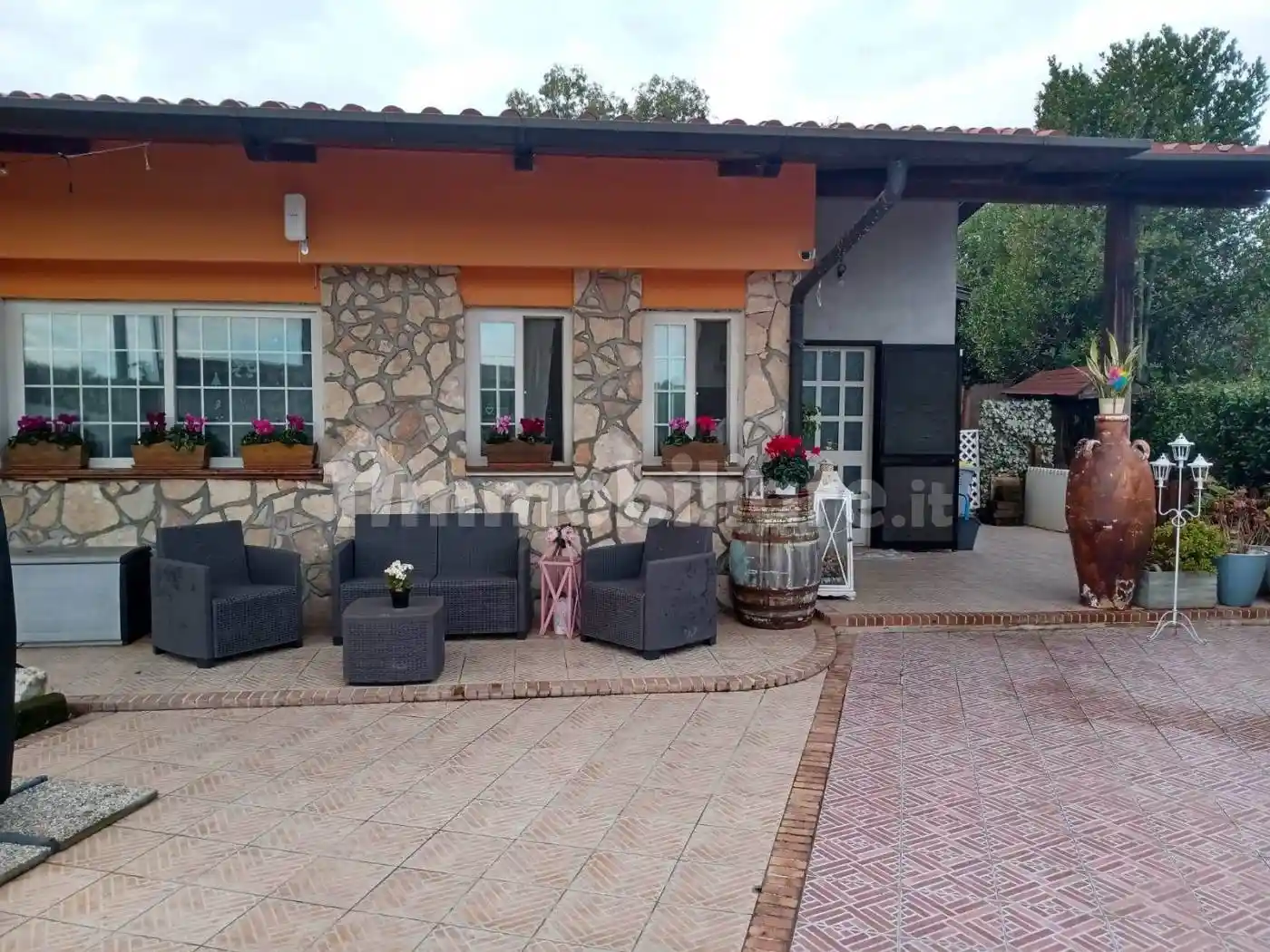 Villa in vendita a Latina