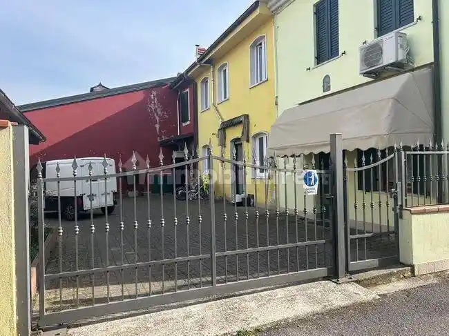 Casa indipendente in vendita a San Giovanni Lupatoto