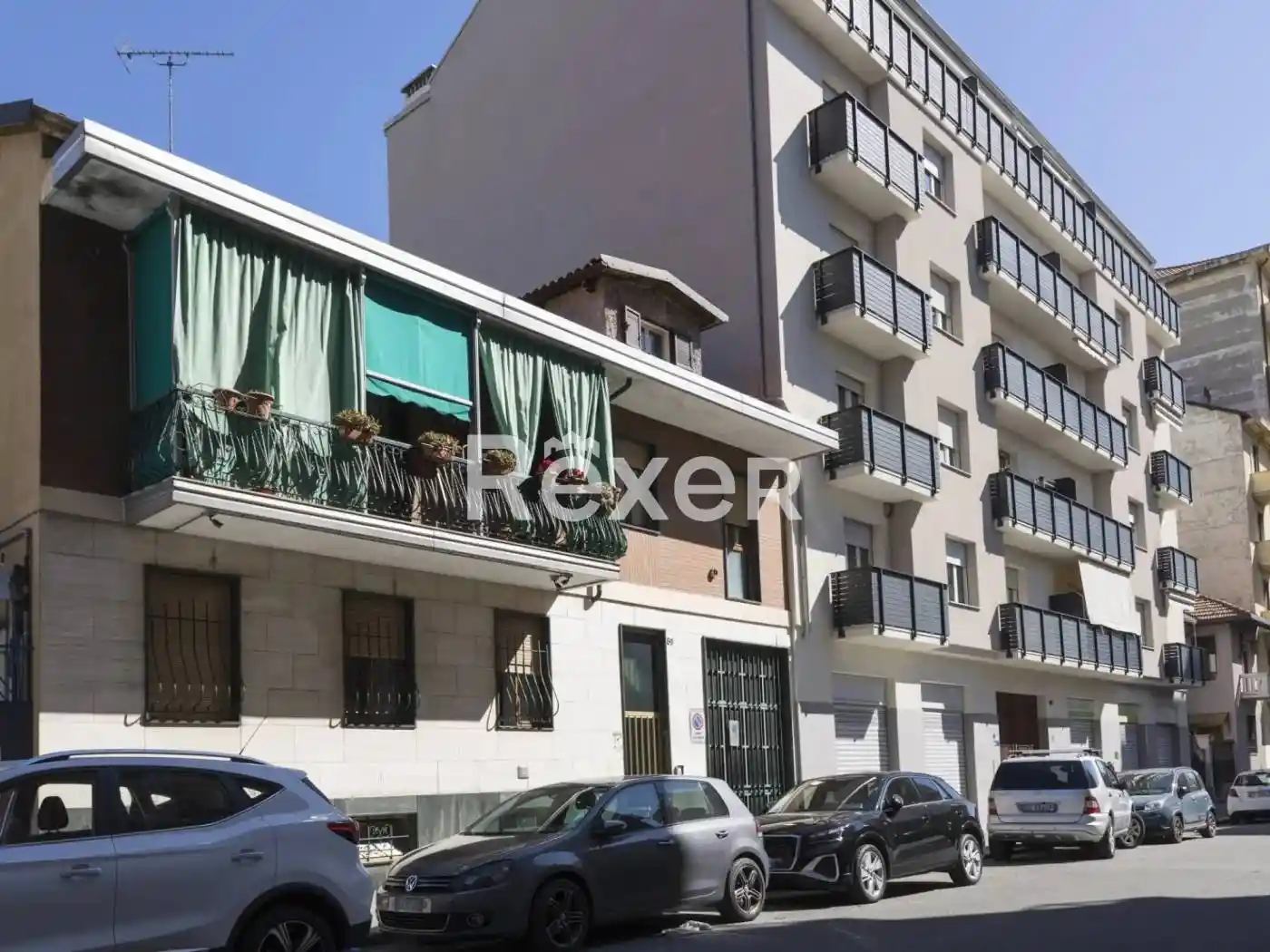 Palazzo - Edificio in vendita a Torino