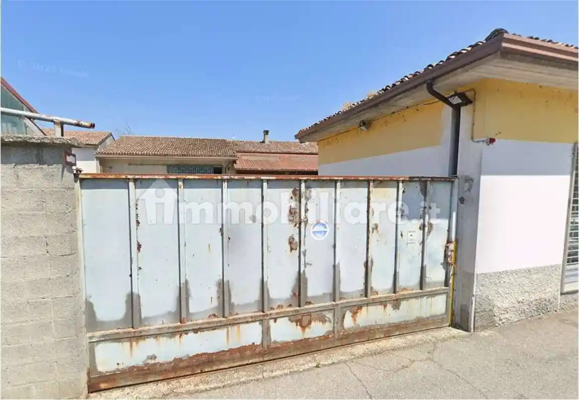 Palazzo - Stabile in vendita a Bordolano