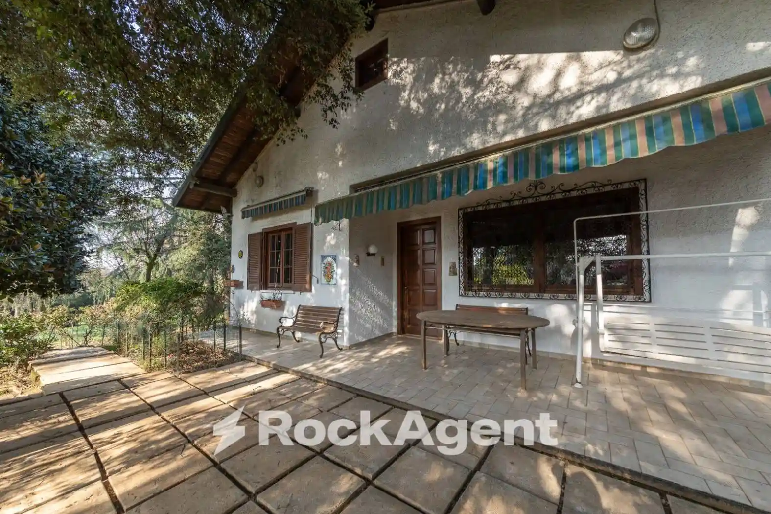 Villa in vendita a Camparada