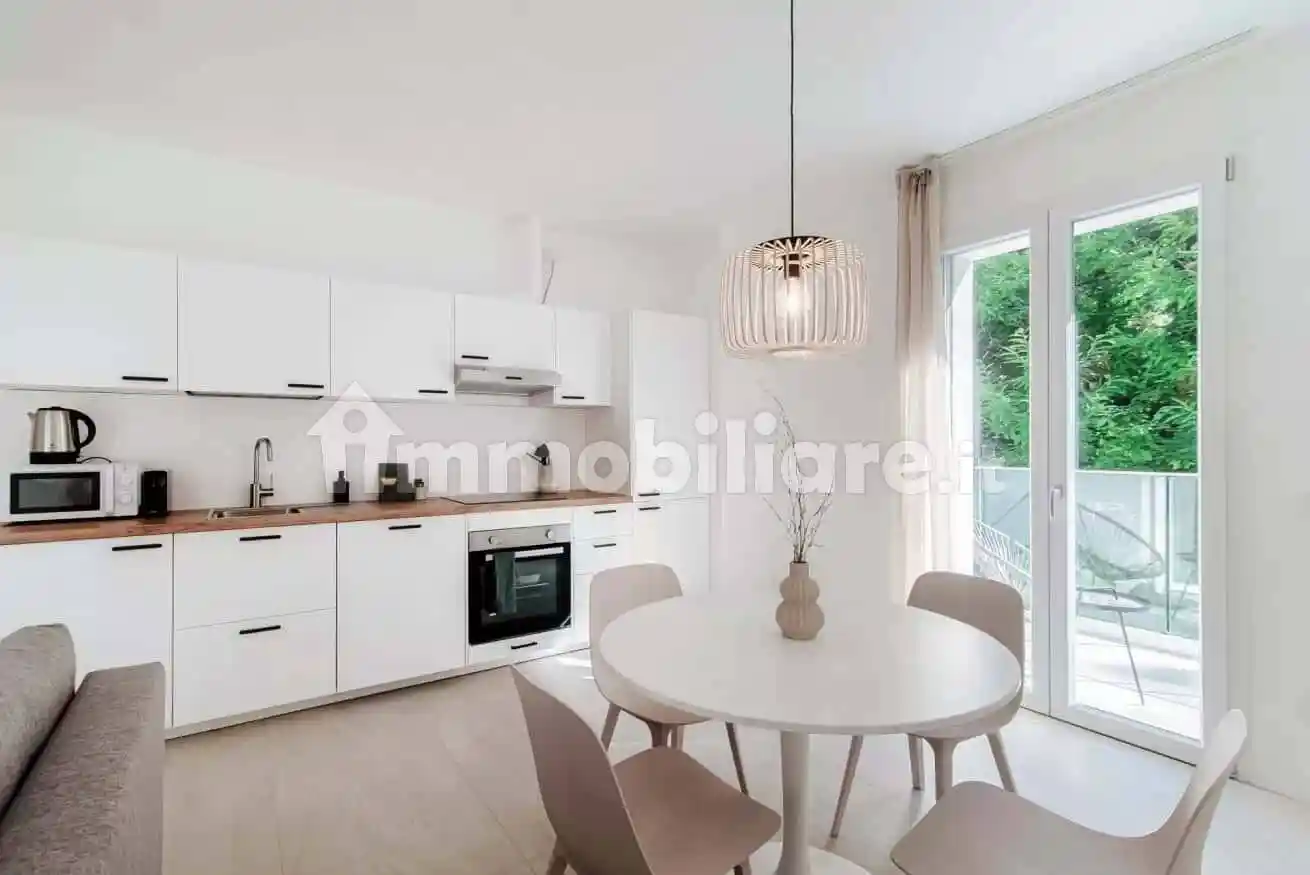 Appartamento in affitto a Como