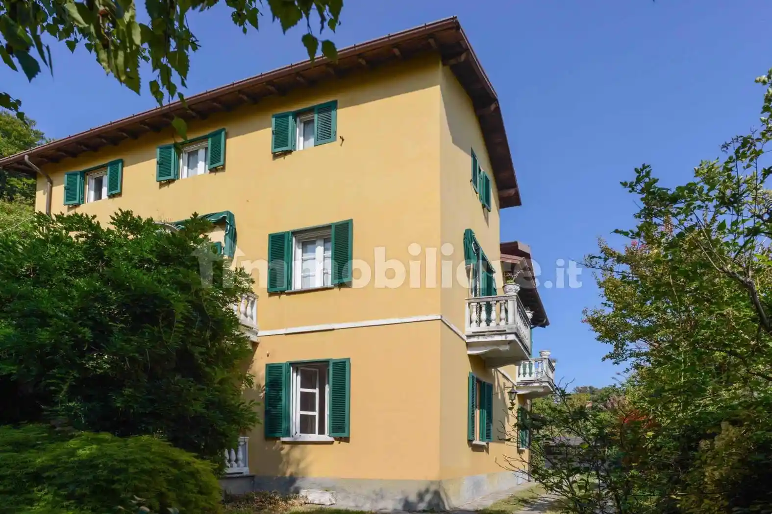 Villa in vendita a Castello Cabiaglio