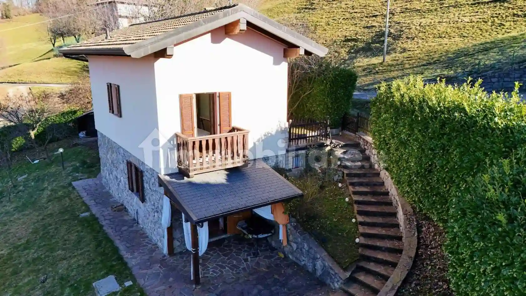 Villa - foto 2