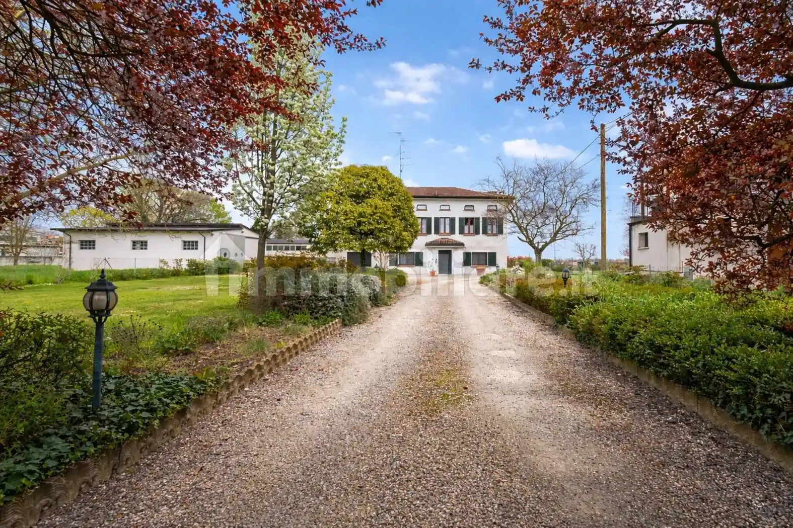 Rustico - Casale in vendita a Rolo