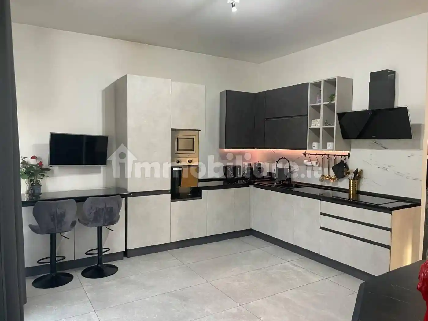 Appartamento in vendita a Modena