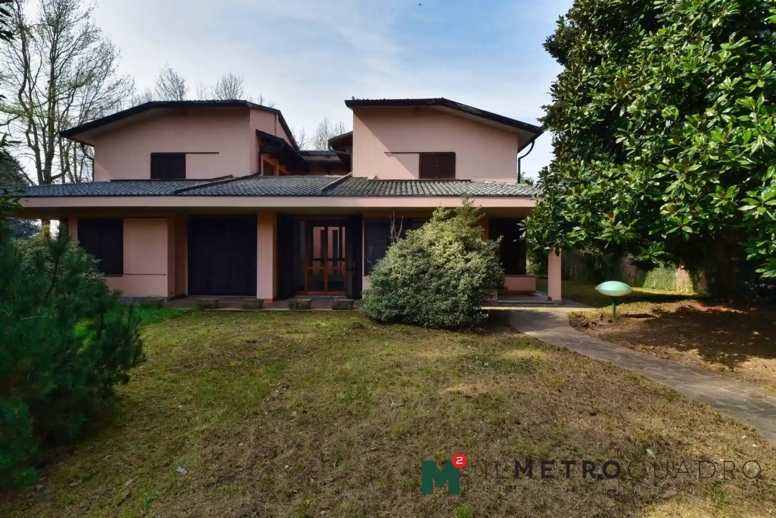 Villa in vendita a Triuggio