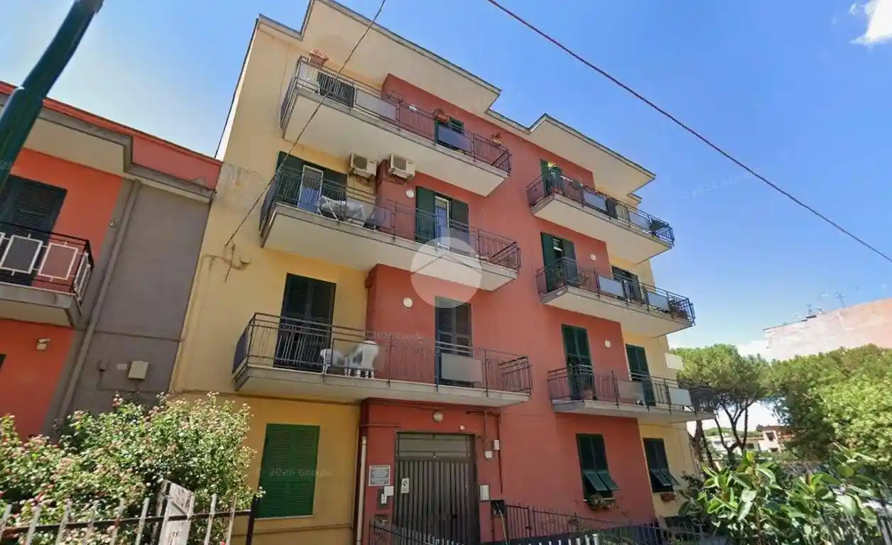Appartamento in vendita a Napoli
