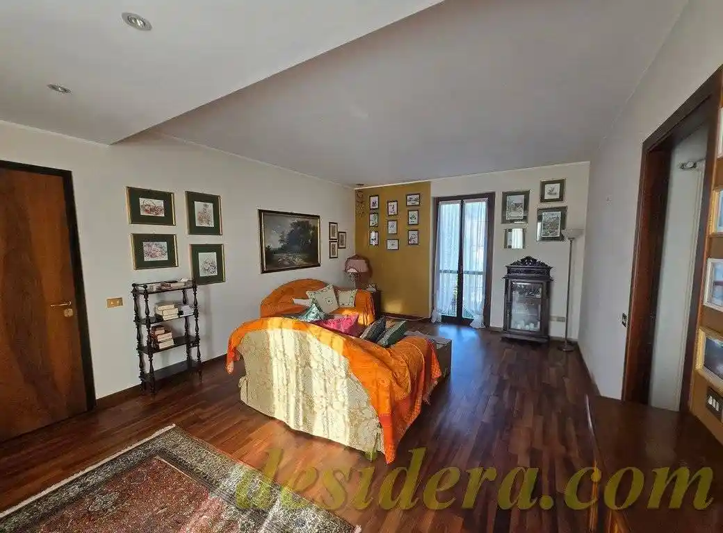 Appartamento in vendita a Castelletto Sopra Ticino