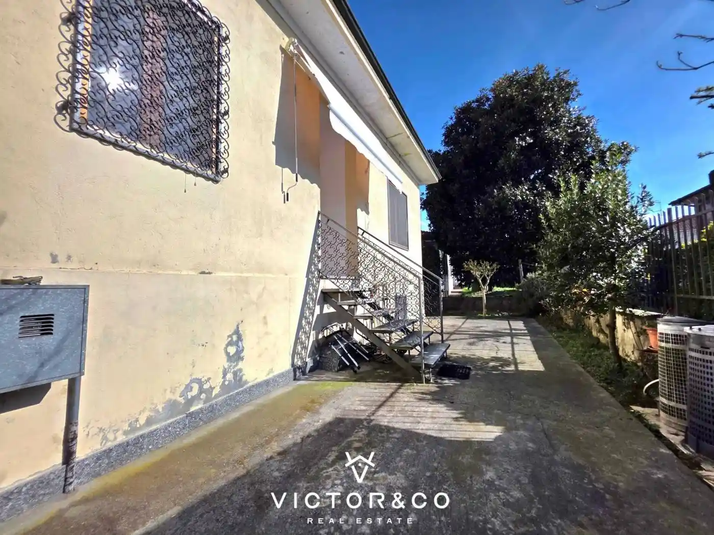 Villa in vendita a Trecate