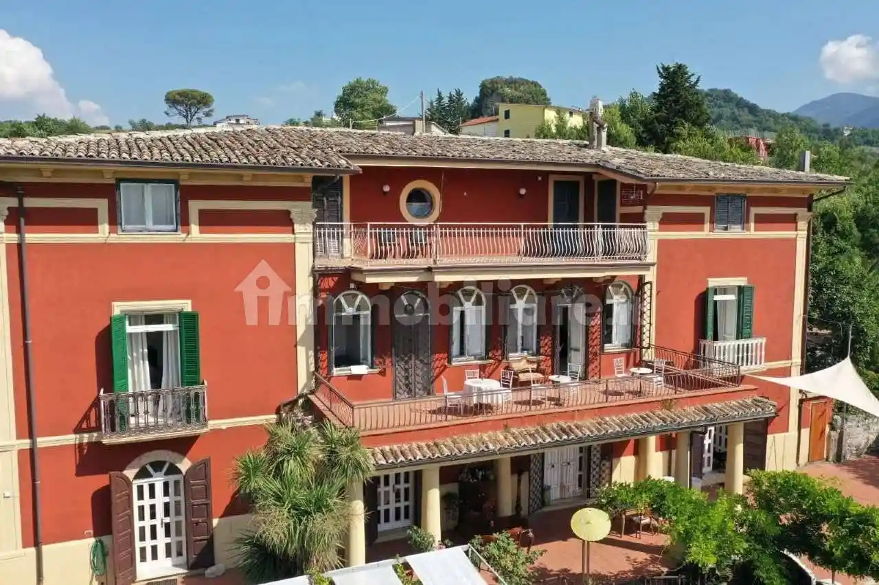 Villa in vendita a Roccabascerana