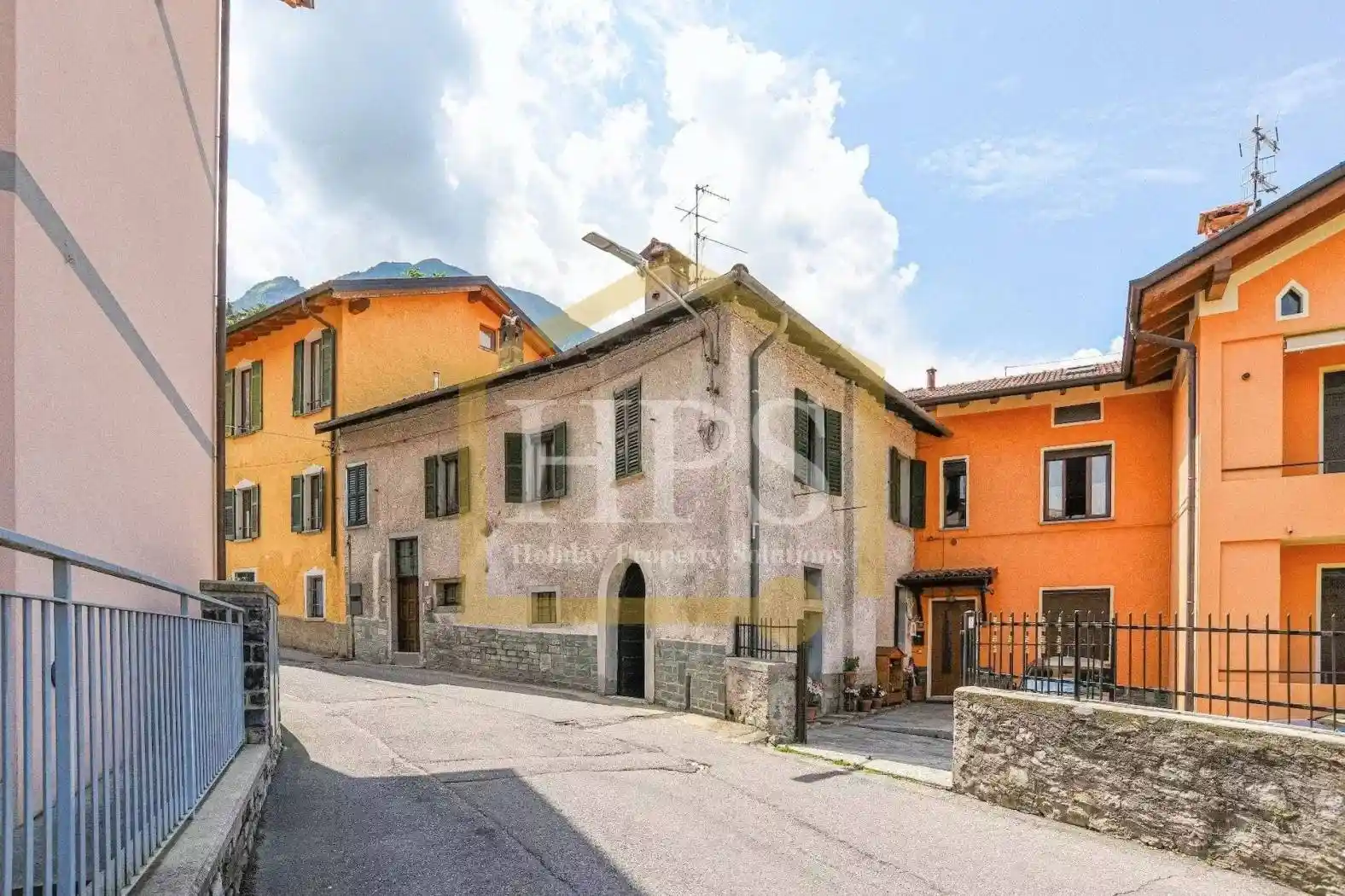 Casa indipendente in vendita a Menaggio
