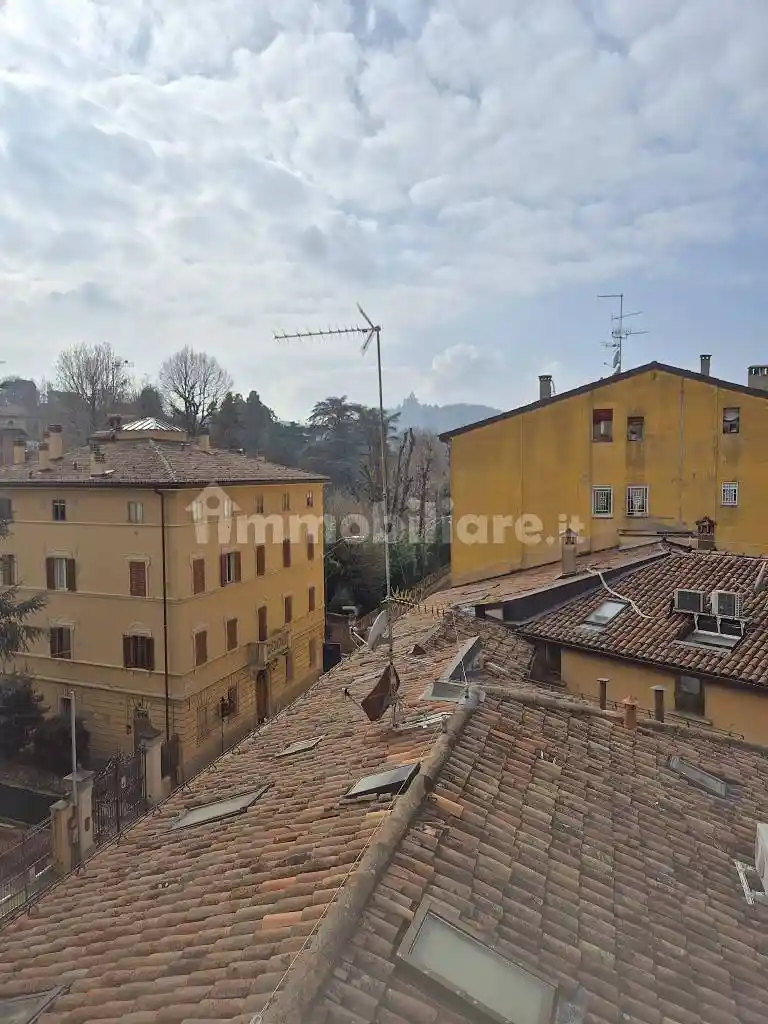 Appartamento in affitto a Bologna