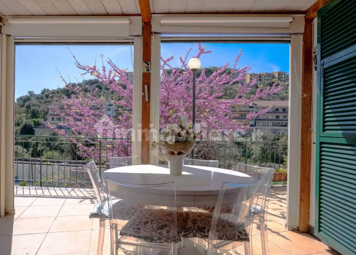 Appartamento in vendita a Celle Ligure