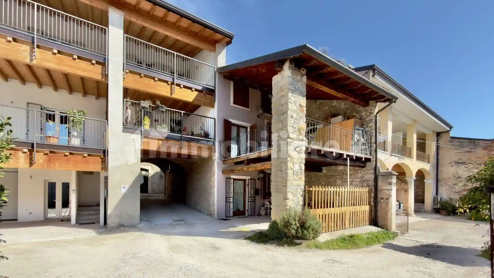 Casa indipendente in vendita a Botticino