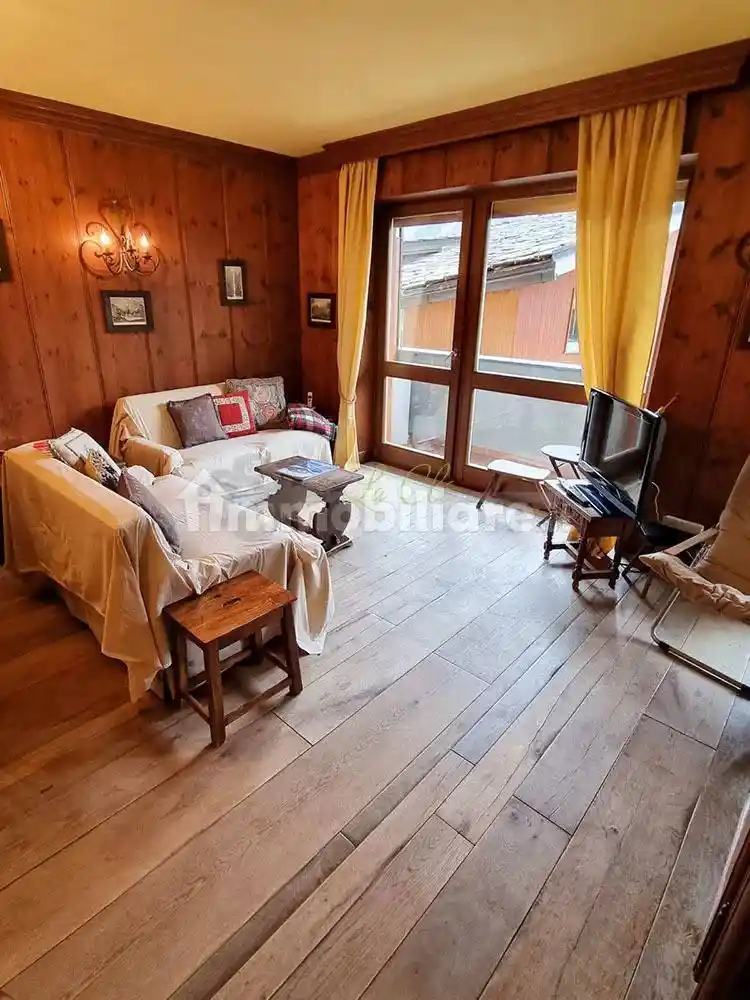 Appartamento in affitto a Courmayeur