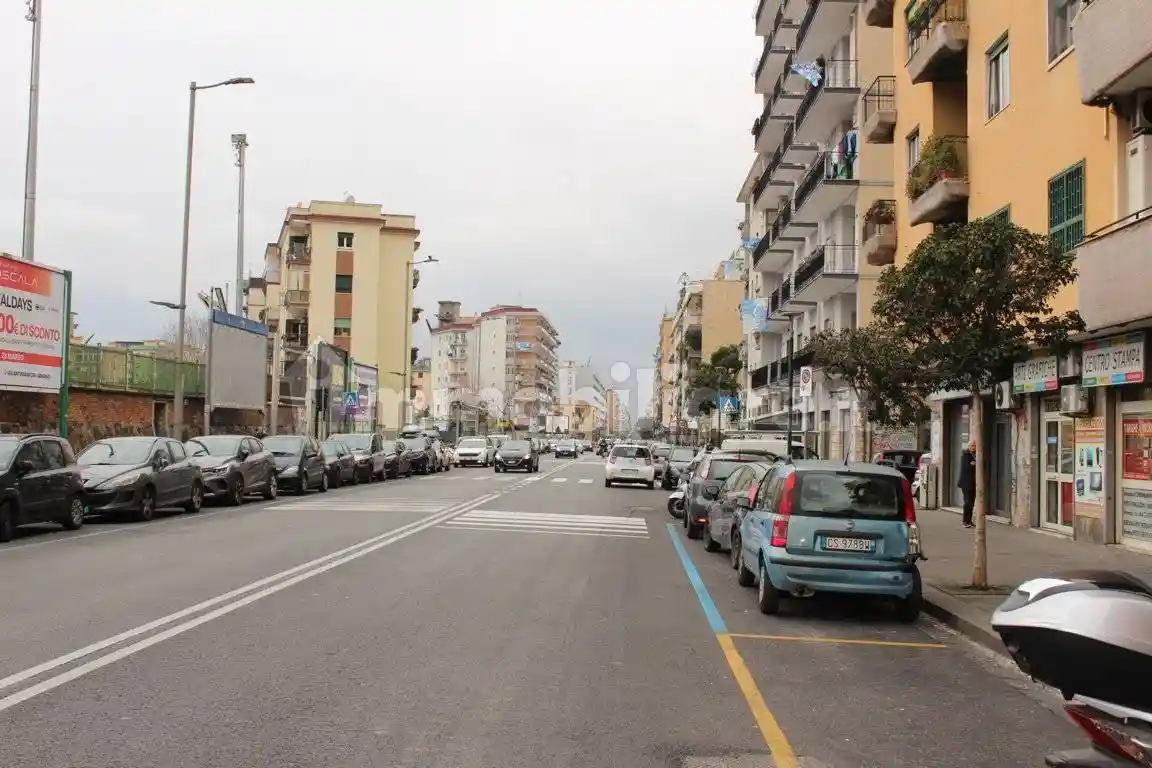 Appartamento in affitto a Napoli