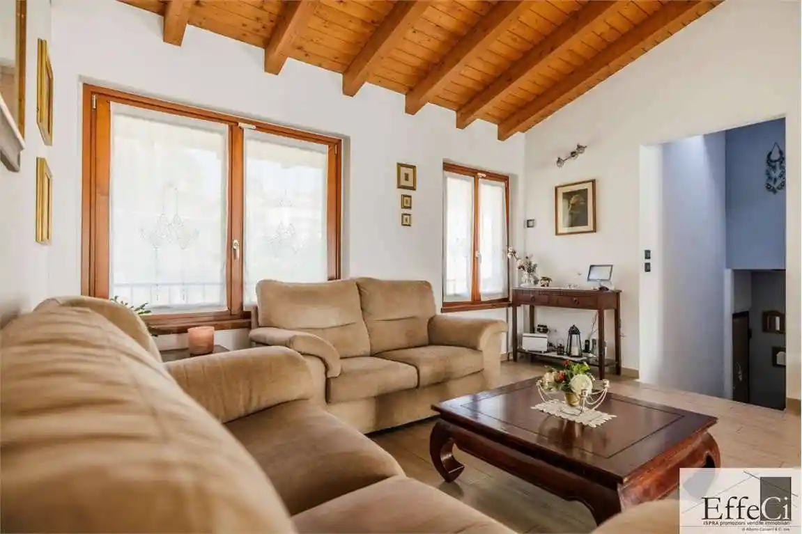 Appartamento in vendita a Besozzo