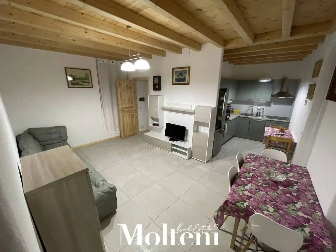 Appartamento in affitto a Lierna