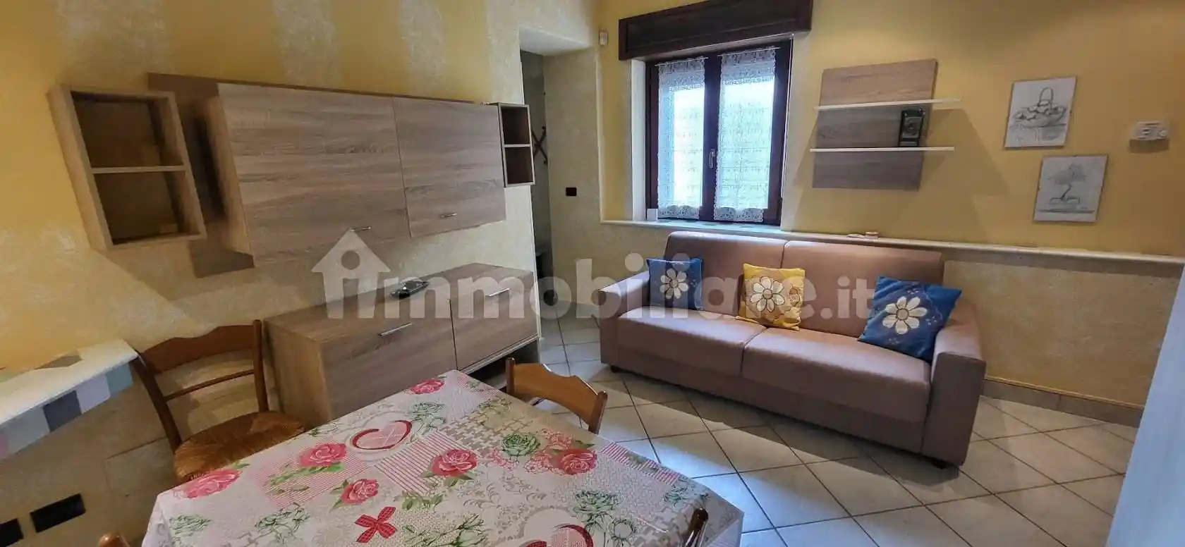 Appartamento in affitto a Villata