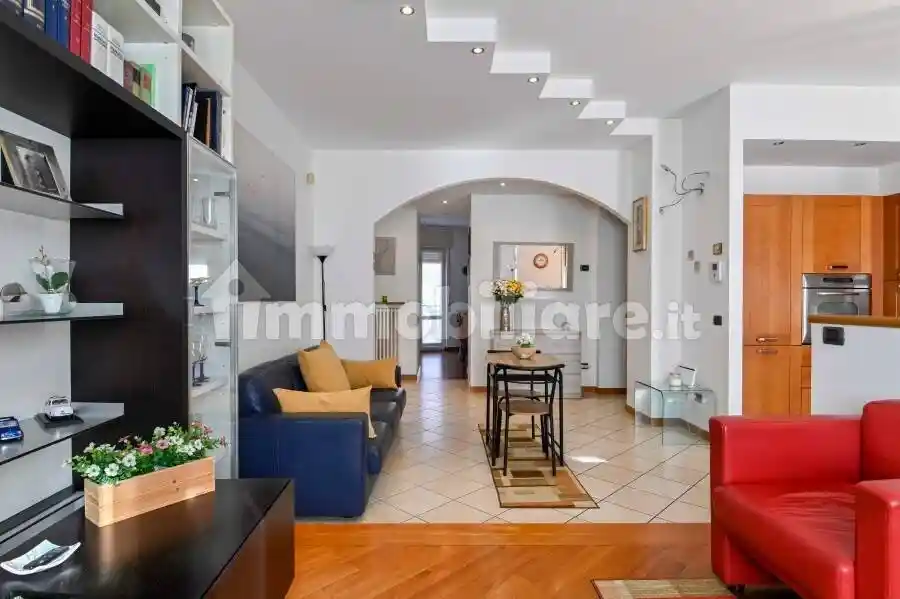 Appartamento in vendita a Gazzaniga