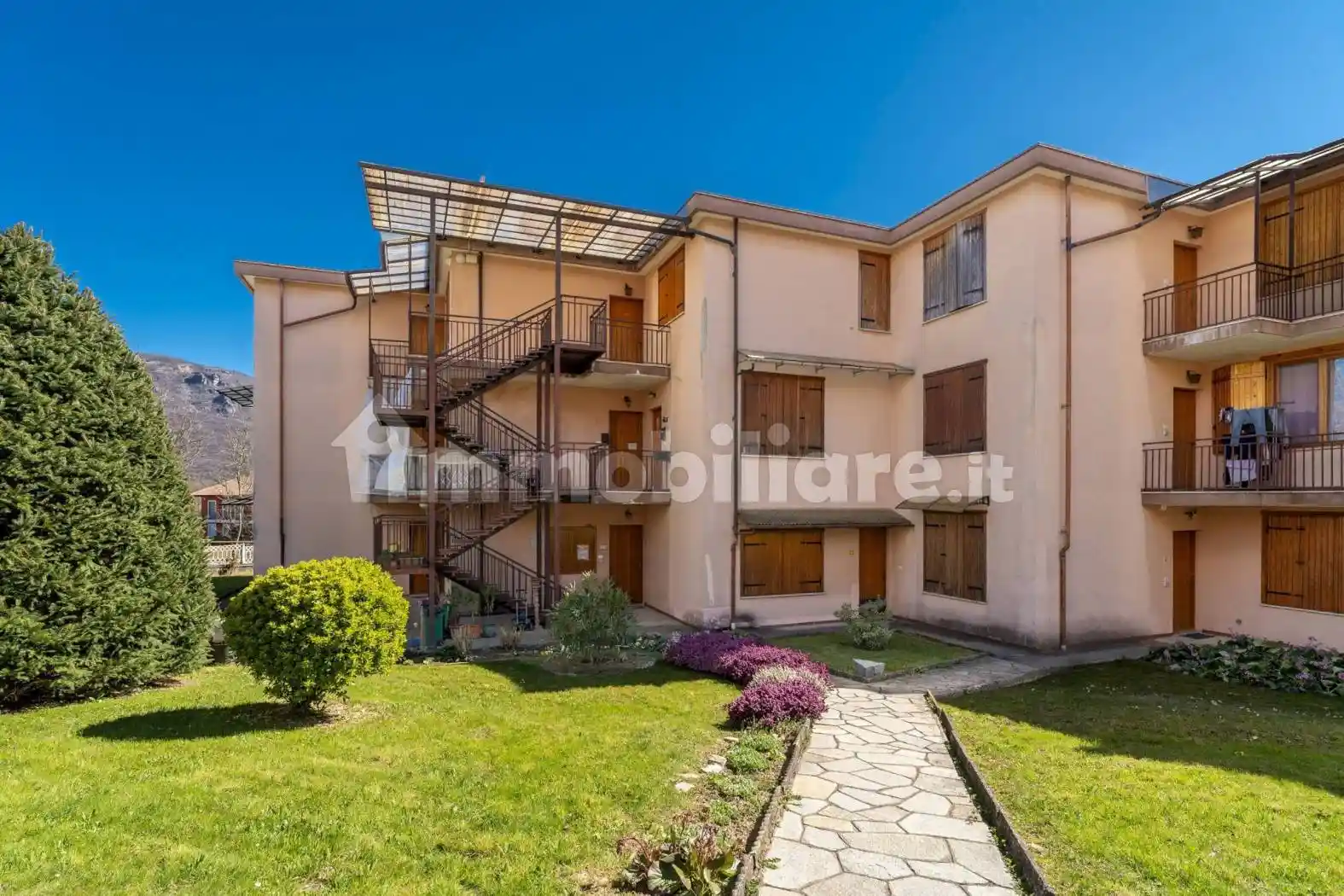 Appartamento in vendita a Paesana
