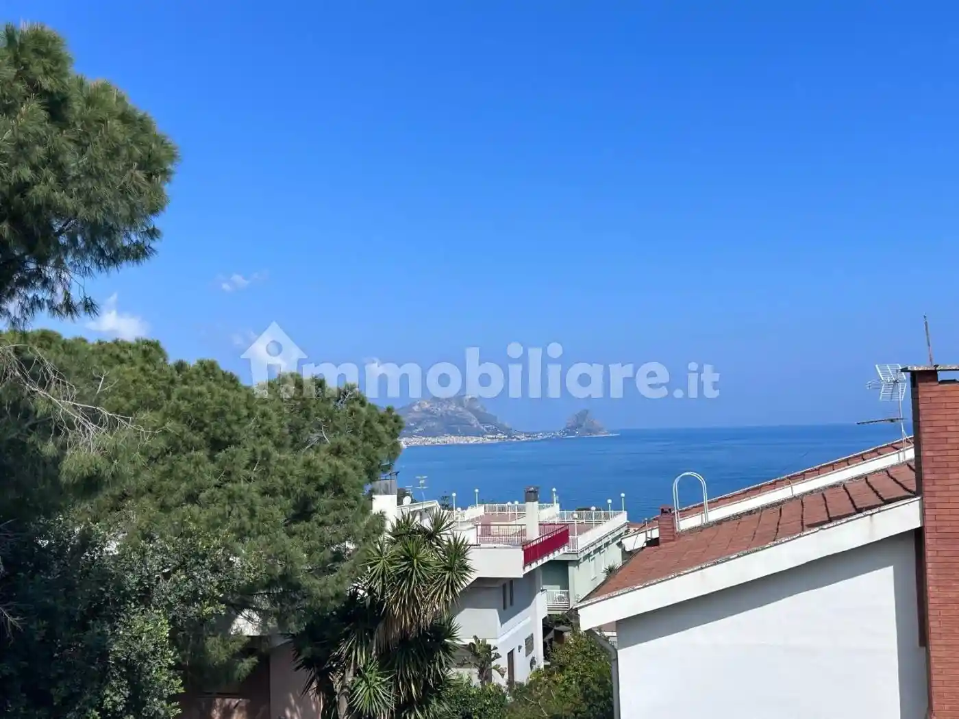 Villa in vendita a Altavilla Milicia