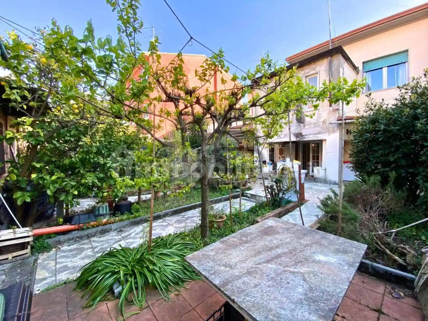 Villetta a schiera in vendita a Carrara