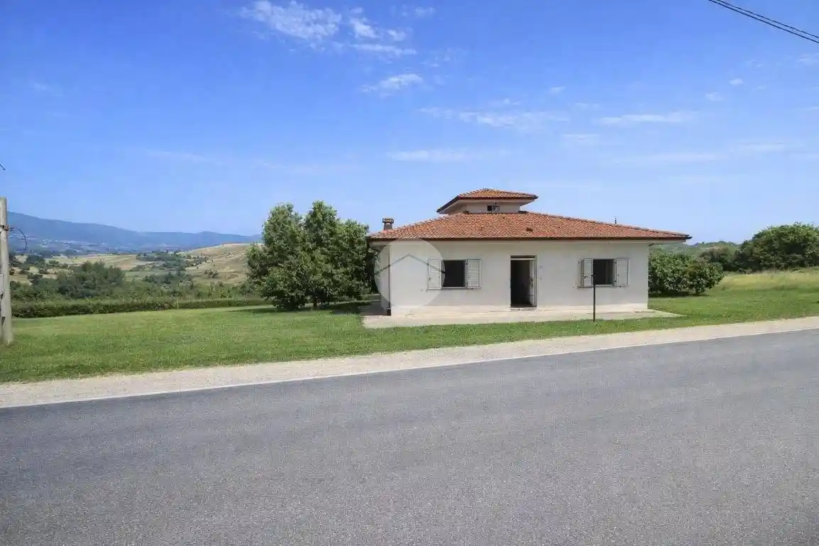 Casa indipendente in vendita a Lattarico